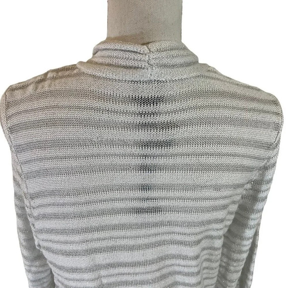 Chicos Travelers Collection NEW White Silver Metallic Open Cardigan Elegant Top - Picture 6 of 8